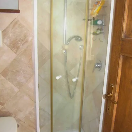 Old Castle S. Croce Feriehus