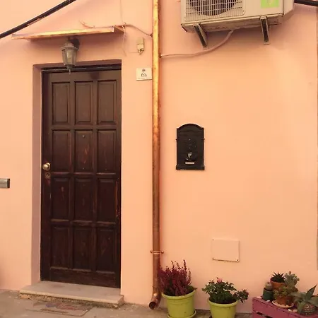 Old Castle S. Croce 卡利亚里