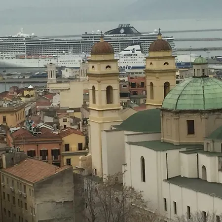 Old Castle S. Croce * Кальяри