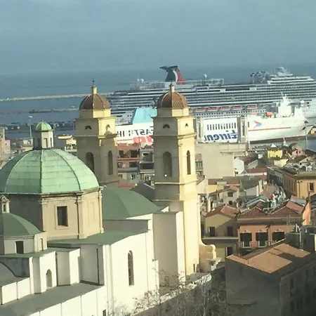 Old Castle S. Croce بيت للعطل *